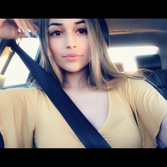 Meet your Posher, Erica - Picture 1 of 1